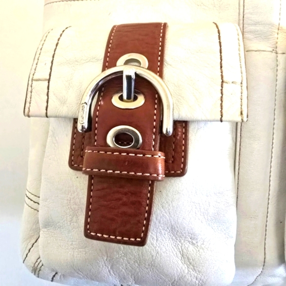Coach Vintage Soho Double Buckle Cream & Brown Tote in Beautiful Condition! - Picture 3 of 12